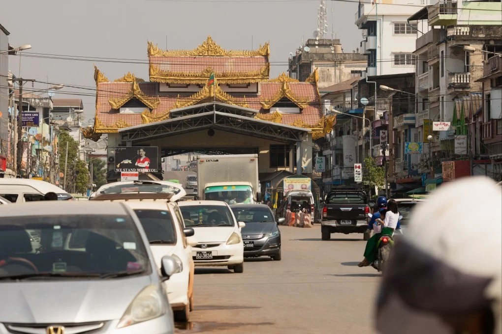 မဲဆောက်ပုံပြင်